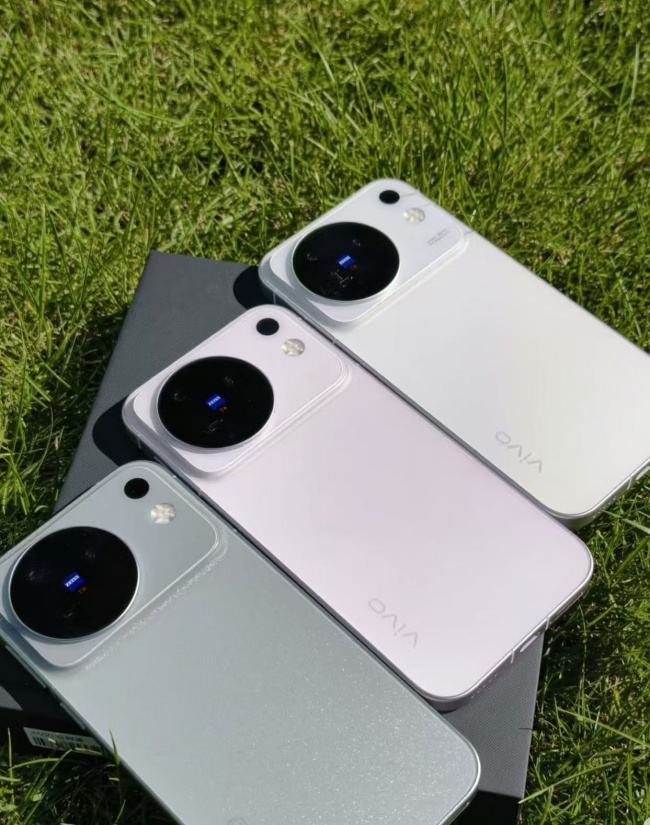 荣耀Magic9和vivo x500哪个值得入手 拍视频如何挑